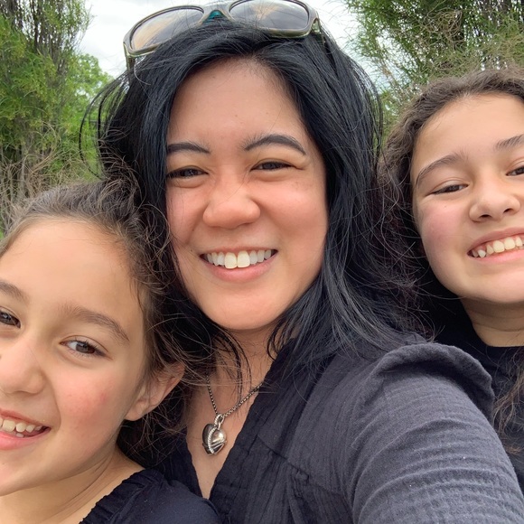 Meet your Posher, Kelly - Picture 1 of 1